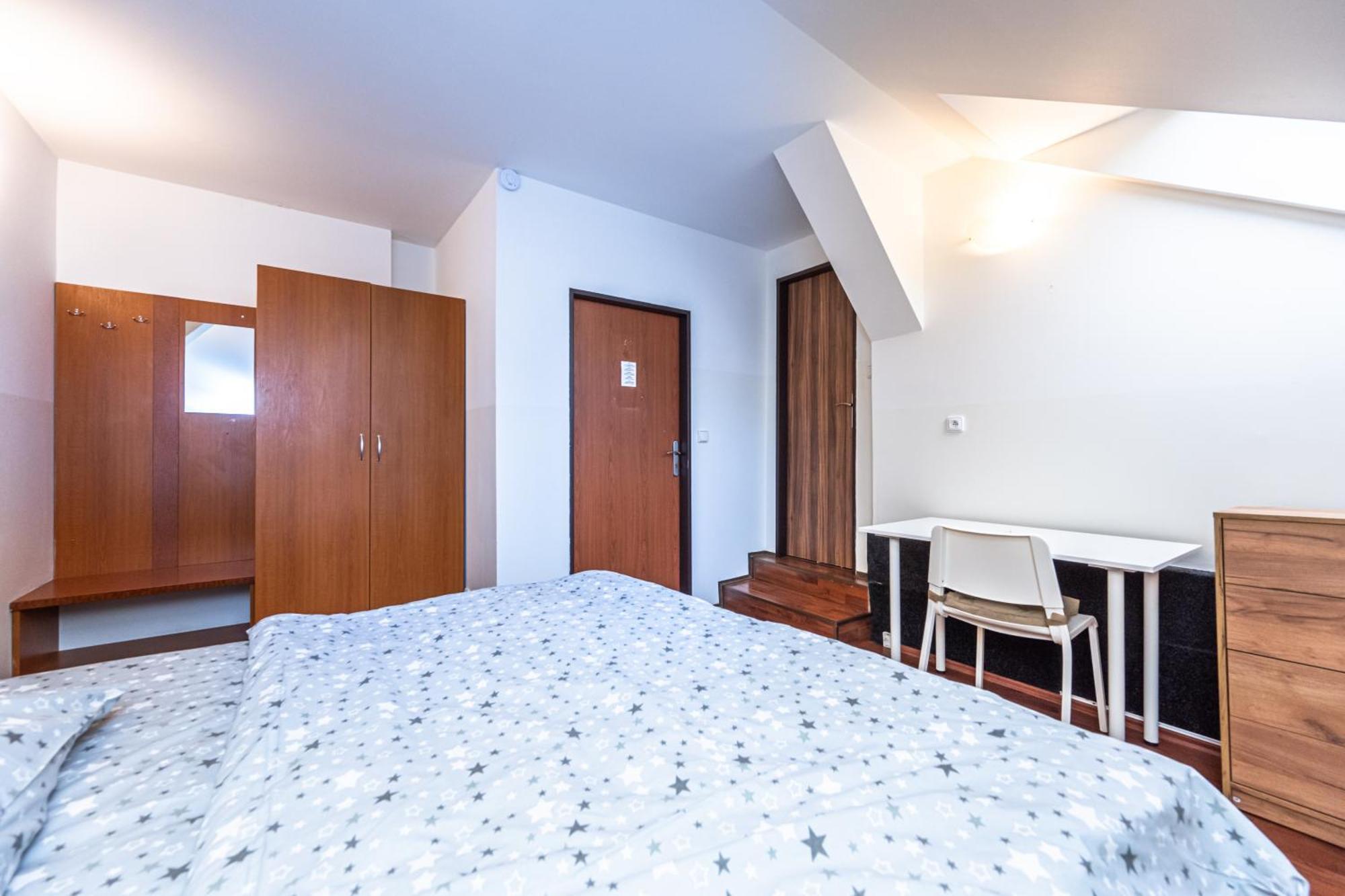Apartments Kamenicka 23 ปราก ภายนอก รูปภาพ