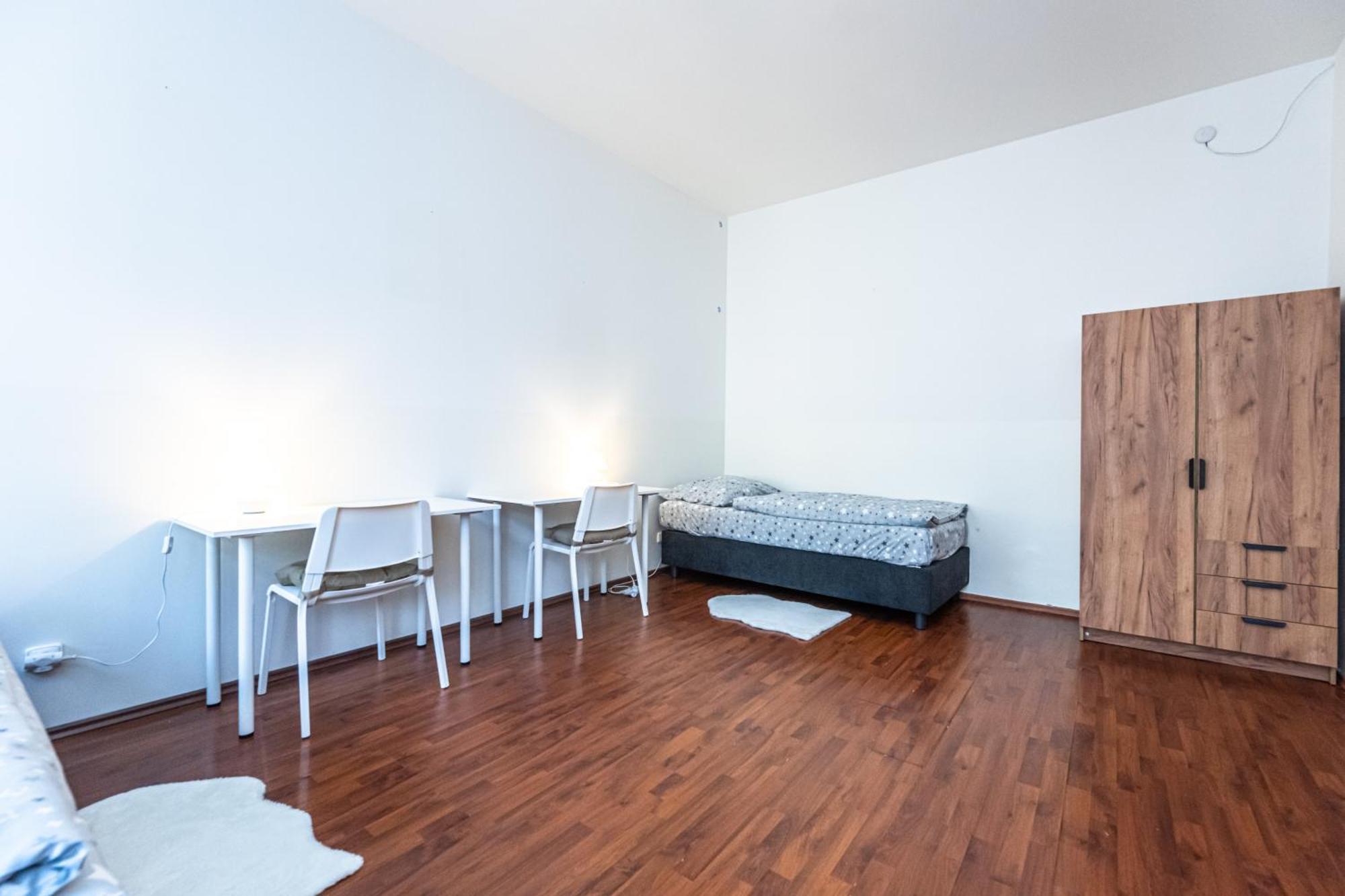 Apartments Kamenicka 23 ปราก ภายนอก รูปภาพ