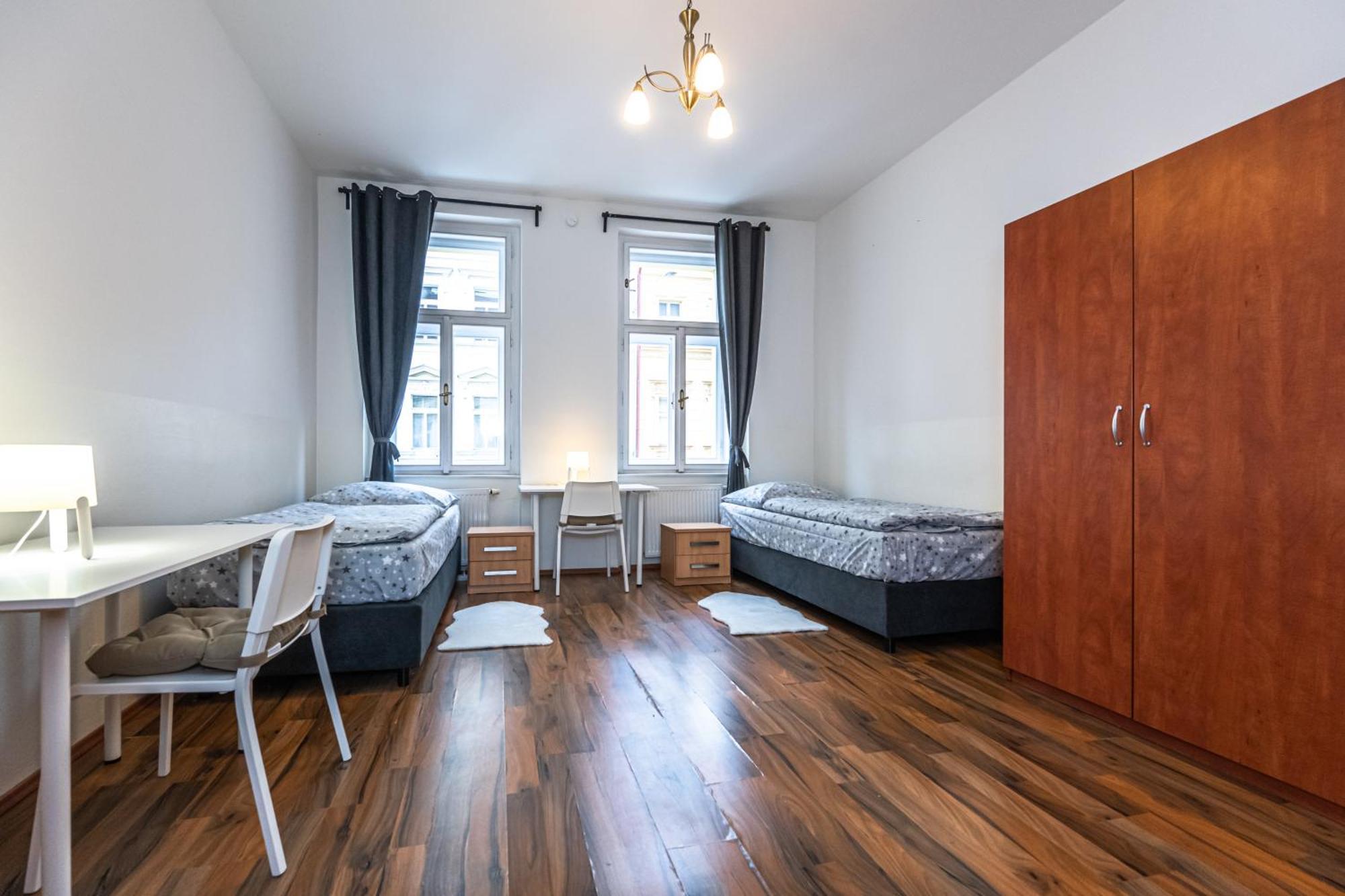 Apartments Kamenicka 23 ปราก ภายนอก รูปภาพ