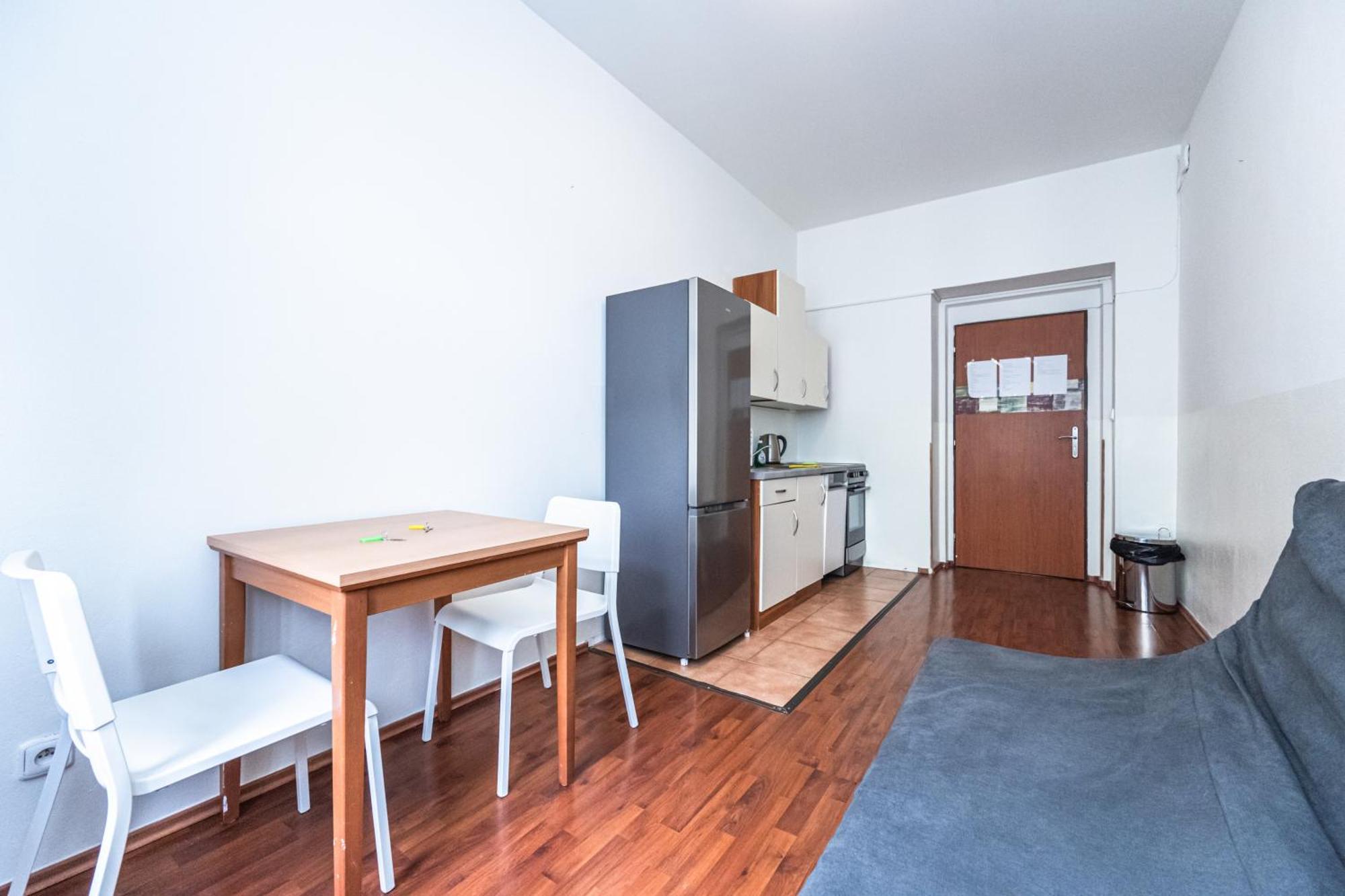 Apartments Kamenicka 23 ปราก ภายนอก รูปภาพ